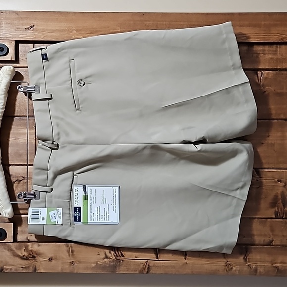 Dockers Relaxed Fit Microfiber Men's Golf Shorts Size 38 - Picture 6 of 15